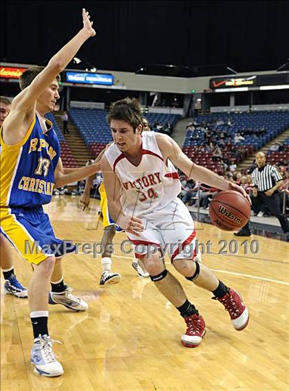 Thumbnail 1 in Ripon Christian vs. Victory Christian (CIF SJS D5 Final) photogallery.