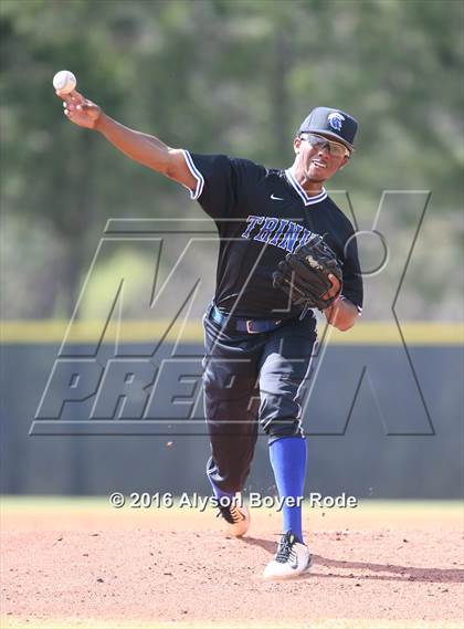 Thumbnail 3 in Huntington Beach vs. Trinity Christian (National High School Invitational) photogallery.