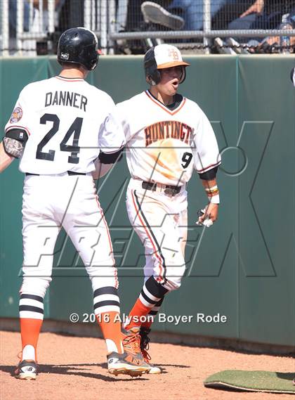 Thumbnail 2 in Huntington Beach vs. Trinity Christian (National High School Invitational) photogallery.
