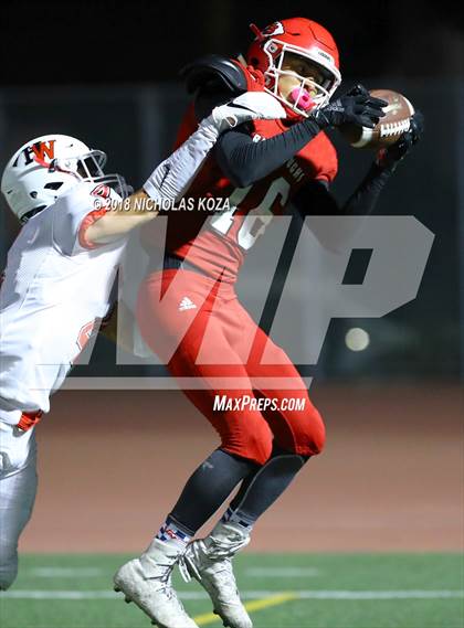 Thumbnail 2 in Harvard-Westlake vs. Burroughs photogallery.