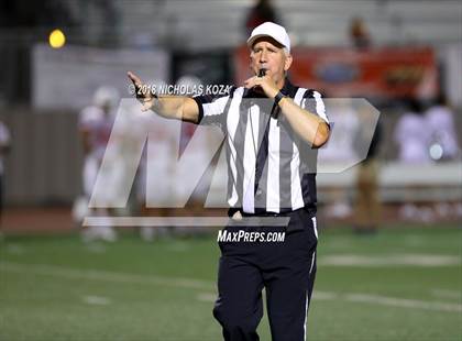 Thumbnail 2 in Harvard-Westlake vs. Burroughs photogallery.