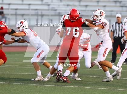 Thumbnail 2 in Harvard-Westlake vs. Burroughs photogallery.