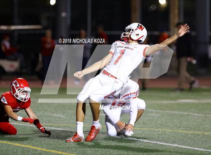 Thumbnail 1 in Harvard-Westlake vs. Burroughs photogallery.
