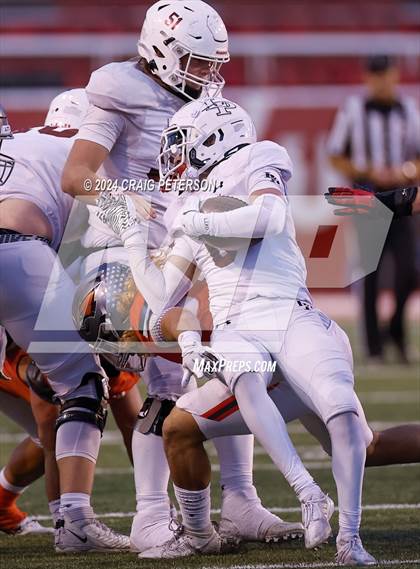 Thumbnail 2 in Lone Peak vs Skyridge (UHSAA 6A Semifinal) photogallery.