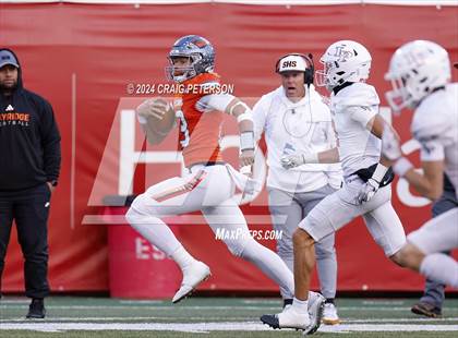 Thumbnail 1 in Lone Peak vs Skyridge (UHSAA 6A Semifinal) photogallery.
