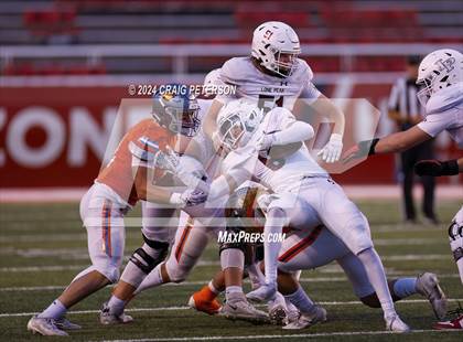Thumbnail 3 in Lone Peak vs Skyridge (UHSAA 6A Semifinal) photogallery.
