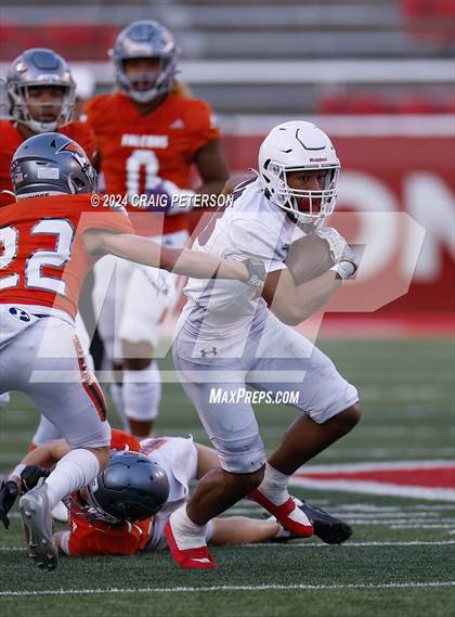 Thumbnail 2 in Lone Peak vs Skyridge (UHSAA 6A Semifinal) photogallery.