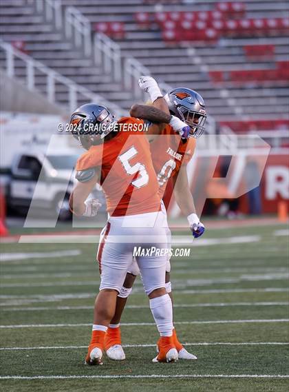 Thumbnail 3 in Lone Peak vs Skyridge (UHSAA 6A Semifinal) photogallery.