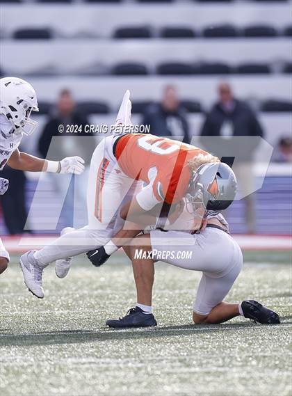 Thumbnail 3 in Lone Peak vs Skyridge (UHSAA 6A Semifinal) photogallery.