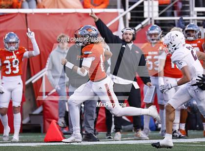 Thumbnail 2 in Lone Peak vs Skyridge (UHSAA 6A Semifinal) photogallery.