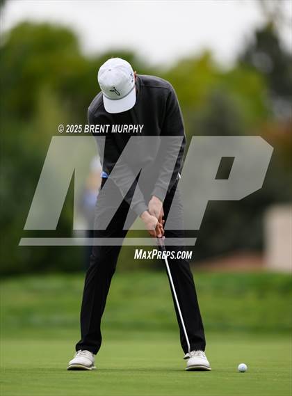Thumbnail 1 in CHSAA 4A Finals - Day 1 photogallery.