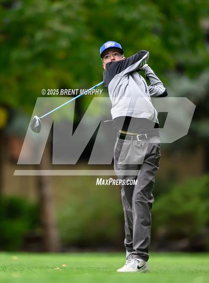 Thumbnail 2 in CHSAA 4A Finals - Day 1 photogallery.