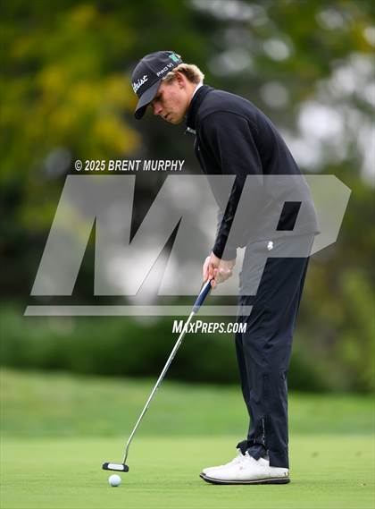 Thumbnail 2 in CHSAA 4A Finals - Day 1 photogallery.