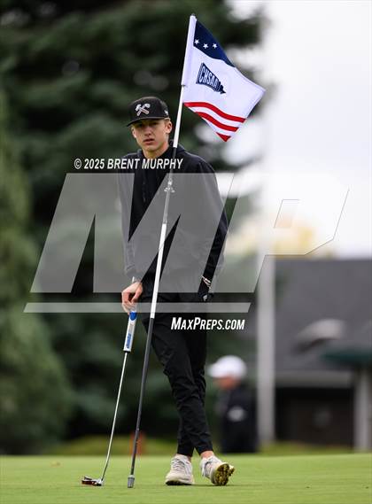Thumbnail 1 in CHSAA 4A Finals - Day 1 photogallery.