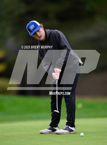 Thumbnail 2 in CHSAA 4A Finals - Day 1 photogallery.