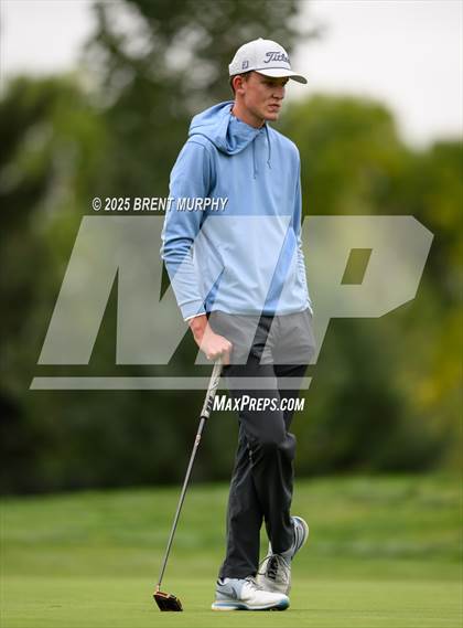 Thumbnail 1 in CHSAA 4A Finals - Day 1 photogallery.