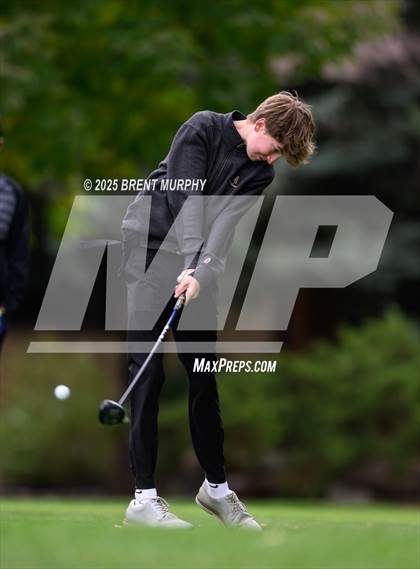 Thumbnail 1 in CHSAA 4A Finals - Day 1 photogallery.