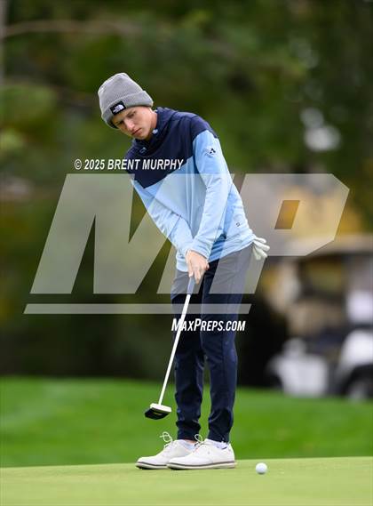 Thumbnail 2 in CHSAA 4A Finals - Day 1 photogallery.