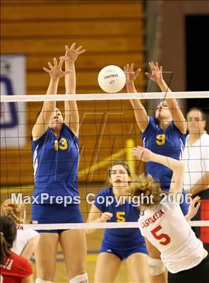 Thumbnail 1 in Castilleja vs. Bakersfield Christian (State D5 Final)  photogallery.