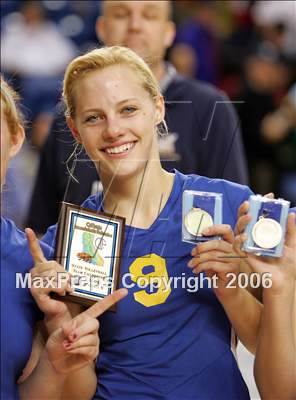 Thumbnail 2 in Castilleja vs. Bakersfield Christian (State D5 Final)  photogallery.