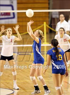 Thumbnail 2 in Castilleja vs. Bakersfield Christian (State D5 Final)  photogallery.