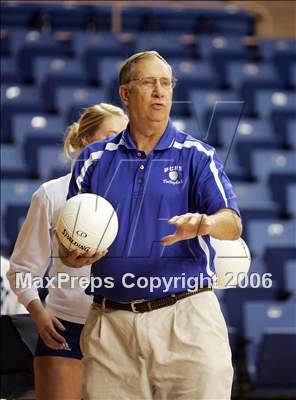 Thumbnail 1 in Castilleja vs. Bakersfield Christian (State D5 Final)  photogallery.