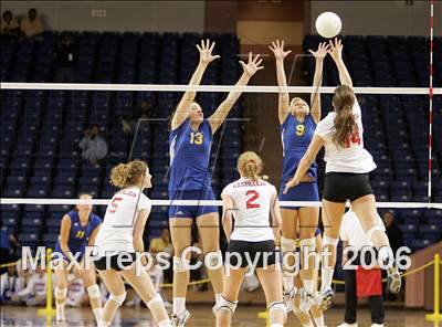 Thumbnail 2 in Castilleja vs. Bakersfield Christian (State D5 Final)  photogallery.