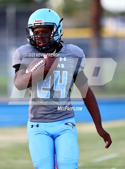Thumbnail 1 in JV: Yuma Catholic (Freshman) @ Cactus photogallery.