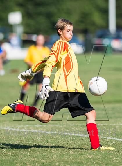 Thumbnail 1 in Forestview v South Point (Gazette Cup Semi-Final) photogallery.