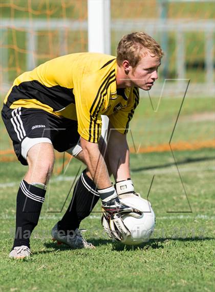 Thumbnail 1 in Forestview v South Point (Gazette Cup Semi-Final) photogallery.