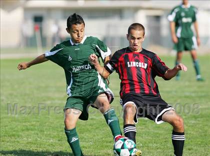 Thumbnail 1 in Lincoln @ Manteca photogallery.