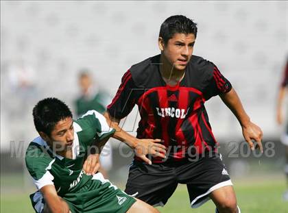 Thumbnail 1 in Lincoln @ Manteca photogallery.
