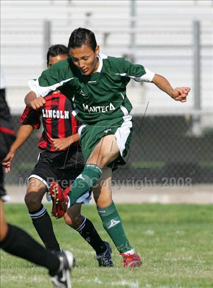 Thumbnail 2 in Lincoln @ Manteca photogallery.