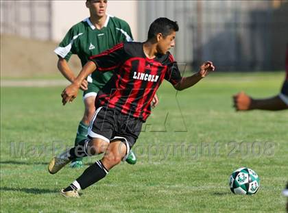 Thumbnail 3 in Lincoln @ Manteca photogallery.