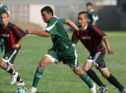Thumbnail 2 in Lincoln @ Manteca photogallery.