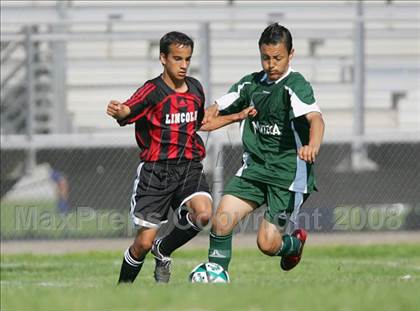 Thumbnail 2 in Lincoln @ Manteca photogallery.