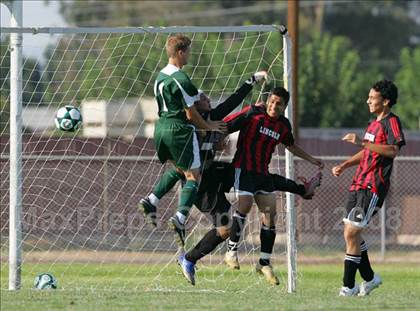 Thumbnail 1 in Lincoln @ Manteca photogallery.