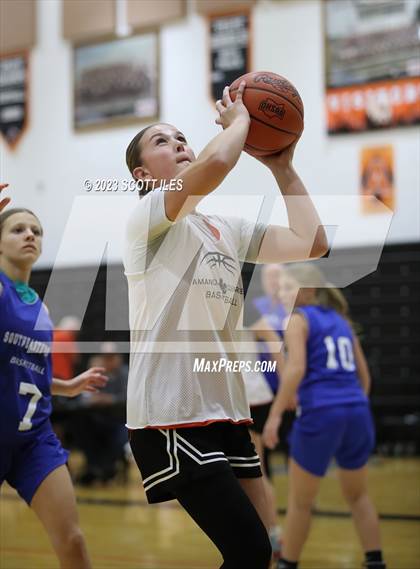 Thumbnail 1 in Southeastern @ Amanda-Clearcreek (Scrimmage) photogallery.