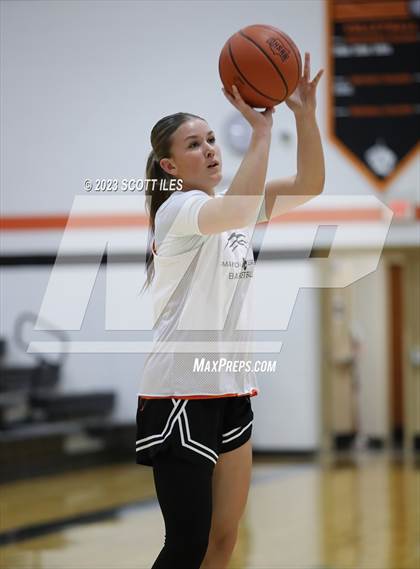Thumbnail 1 in Southeastern @ Amanda-Clearcreek (Scrimmage) photogallery.