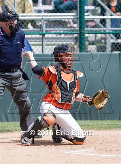 Thumbnail 2 in Rocky Grove vs Serra Catholic (PIAA Class A Quarterfinal) photogallery.