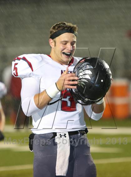 Thumbnail 3 in Argyle vs Melissa (UIL 3A Area Playoff) photogallery.