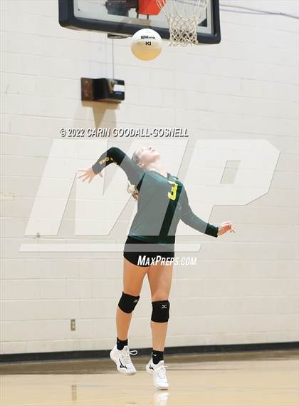 Thumbnail 3 in White Oak @ Swansboro photogallery.