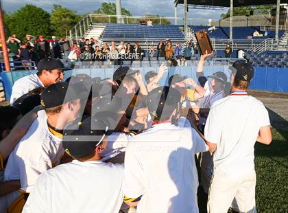 Thumbnail 2 in Sutherland vs. Aquinas Institute (Section 5 Class A2 Final) photogallery.