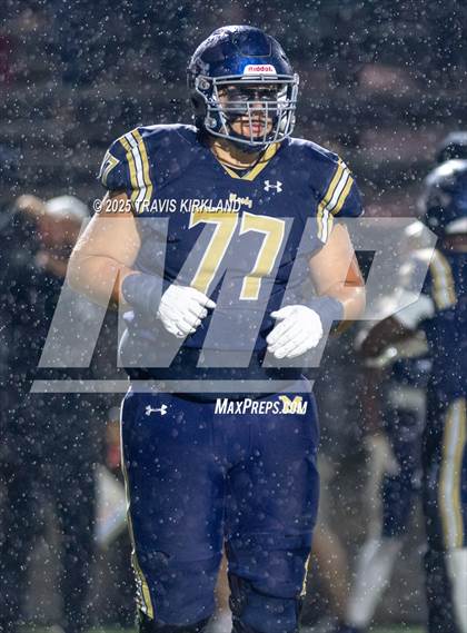 Thumbnail 3 in Briarwood Christian vs. Moody (AHSAA 5A Round 3) photogallery.