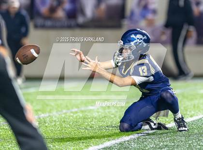 Thumbnail 3 in Briarwood Christian vs. Moody (AHSAA 5A Round 3) photogallery.