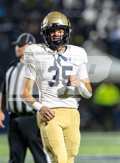Thumbnail 2 in Briarwood Christian vs. Moody (AHSAA 5A Round 3) photogallery.