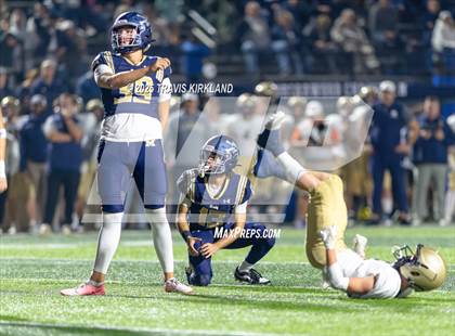 Thumbnail 2 in Briarwood Christian vs. Moody (AHSAA 5A Round 3) photogallery.