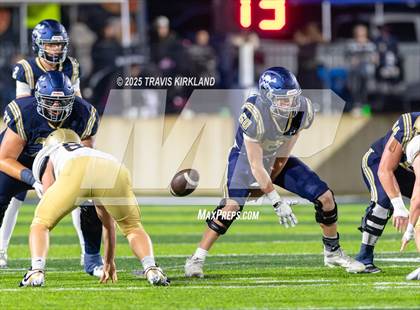 Thumbnail 2 in Briarwood Christian vs. Moody (AHSAA 5A Round 3) photogallery.