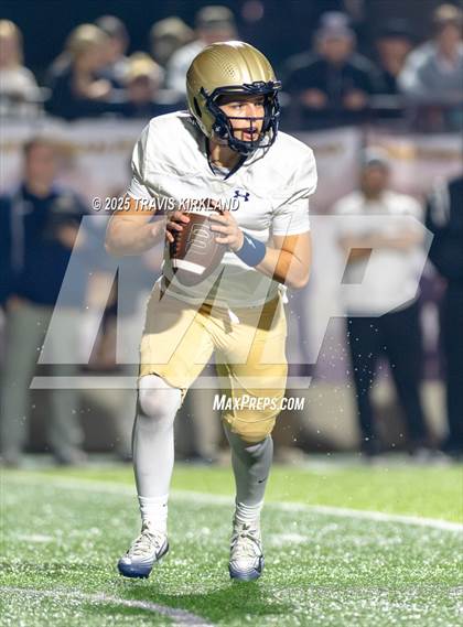 Thumbnail 1 in Briarwood Christian vs. Moody (AHSAA 5A Round 3) photogallery.