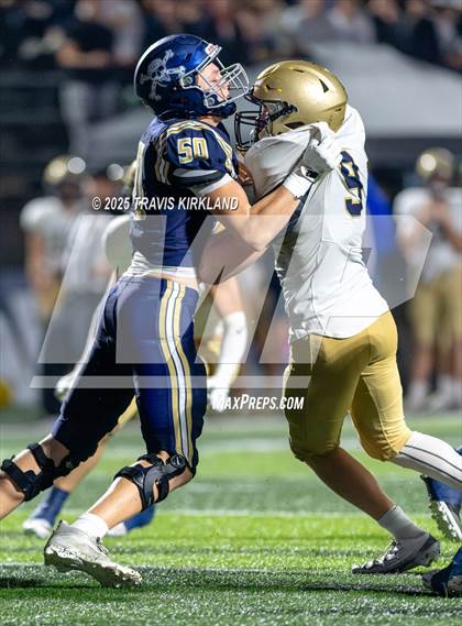 Thumbnail 3 in Briarwood Christian vs. Moody (AHSAA 5A Round 3) photogallery.